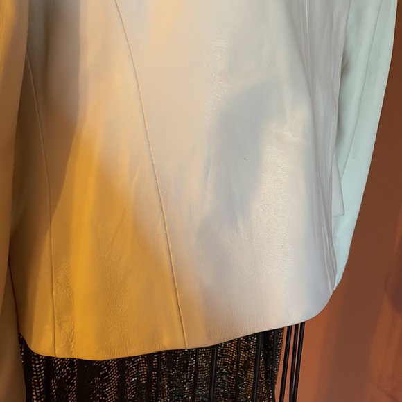 Vince XS- petite 100% Leather Jacket  Asymmetrical Zip - Picture 6 of 7